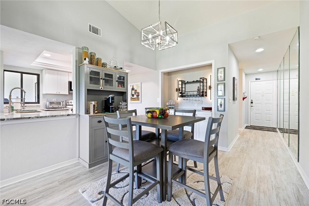 2 Bed Condominium for Sale in Oakmont Village, photo 2