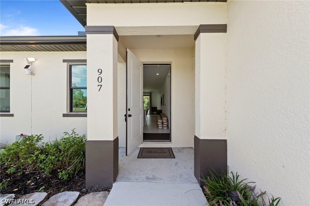 3 Bed Duplex for Sale in Lehigh Acres, photo 2