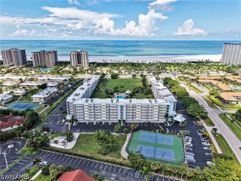 2 Bed Condominium for Sale in Sands Of Marco, photo 2