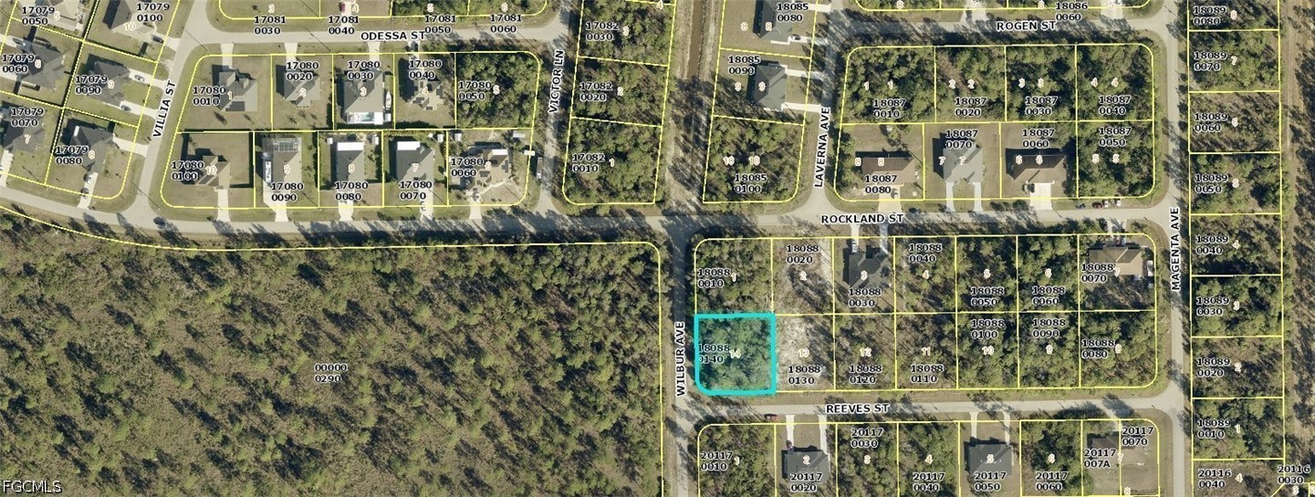 Residential for Sale in Lehigh Acres, photo 2