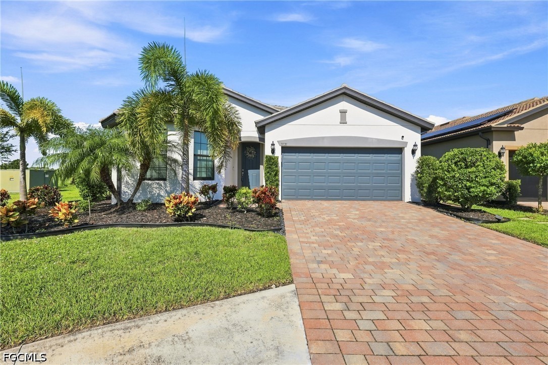 3 Bed SingleFamilyResidence for Sale in Alva, photo 2
