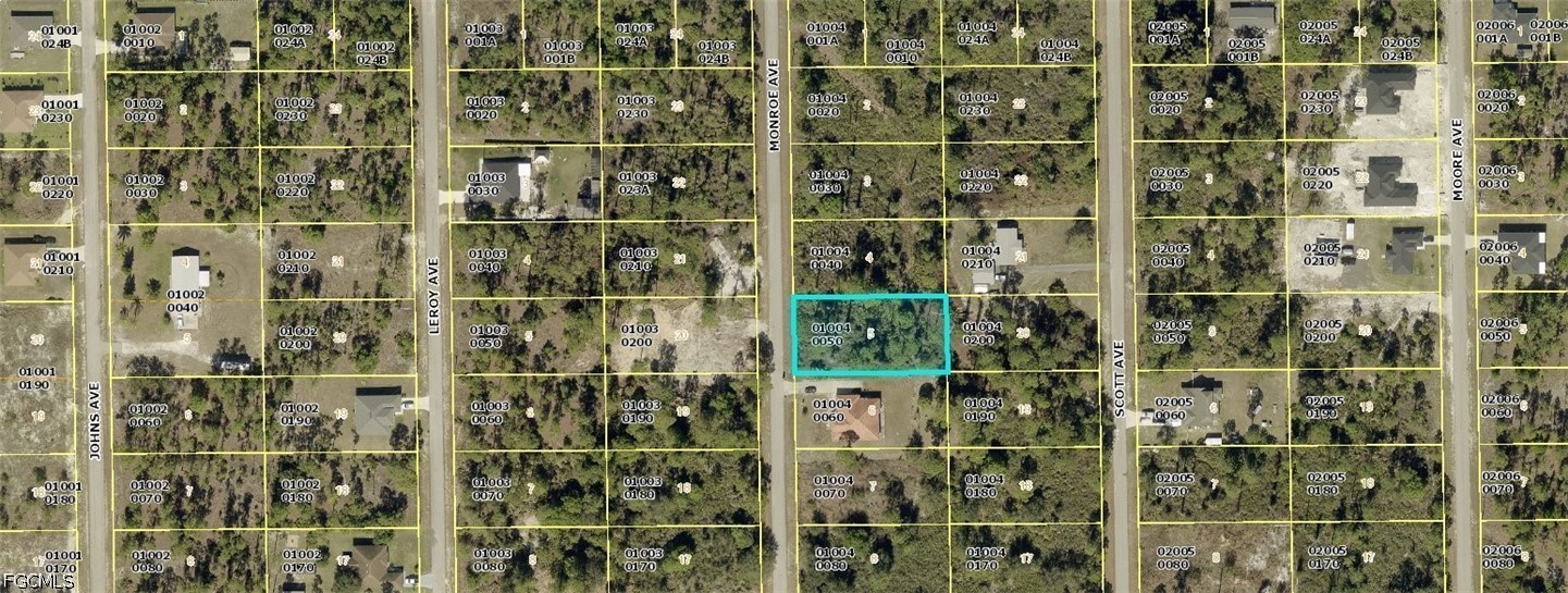Residential for Sale in Lehigh Acres, photo 2