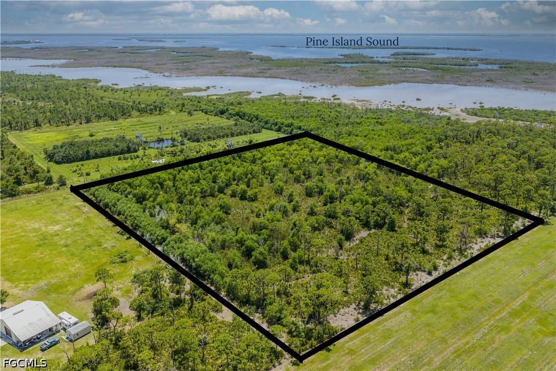 Acreage for Sale in St James City, photo 2