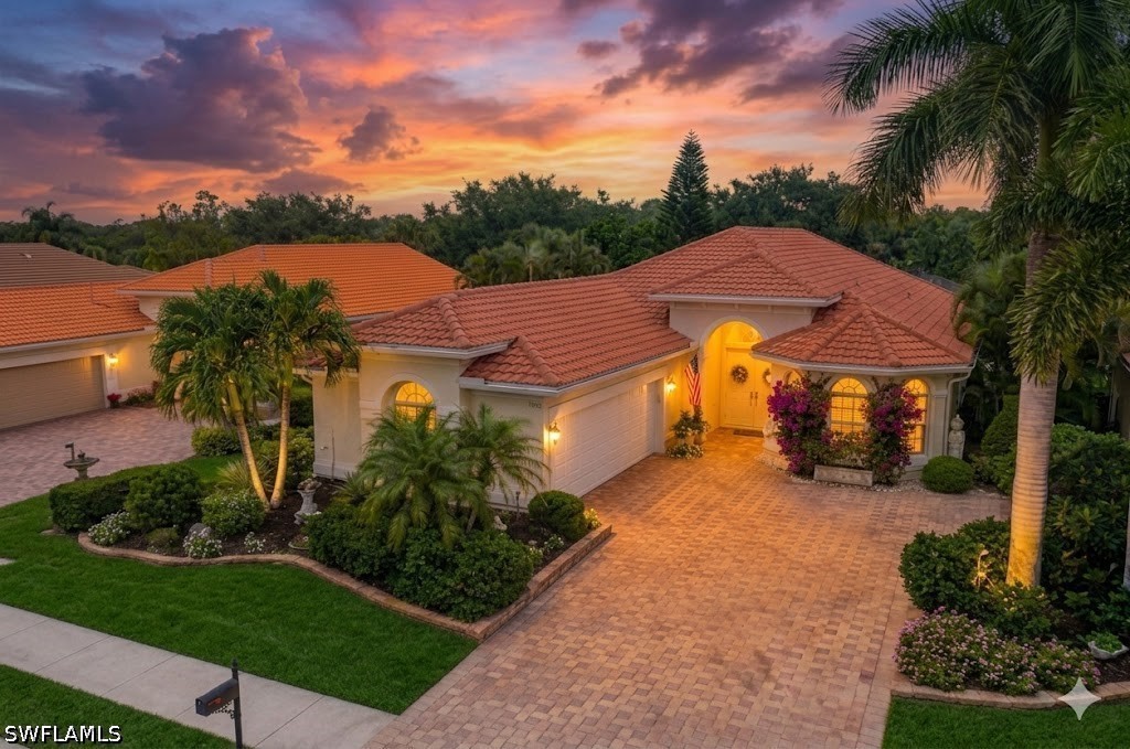 3 Bed Pool Home for Sale in Belle Lago, photo 2