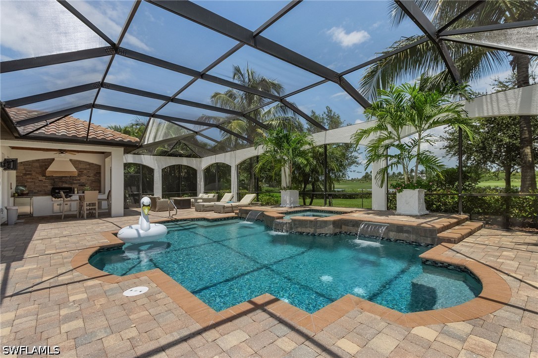 4 Bed Pool Home for Sale in Runaway Bay, photo 2