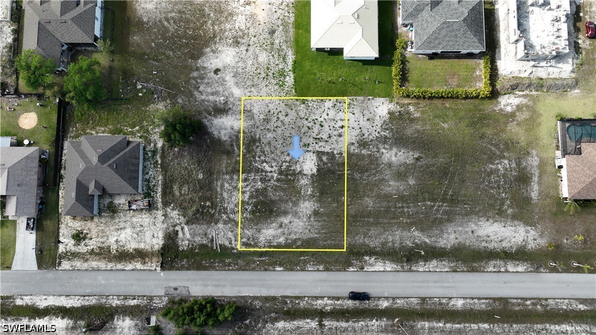 Residential for Sale in Cape Coral, photo 2