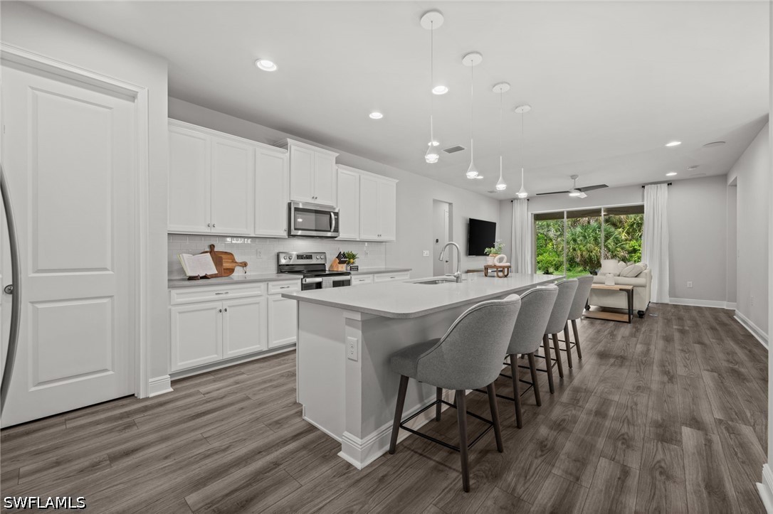 4 Bed SingleFamilyResidence for Sale in Naples, photo 2