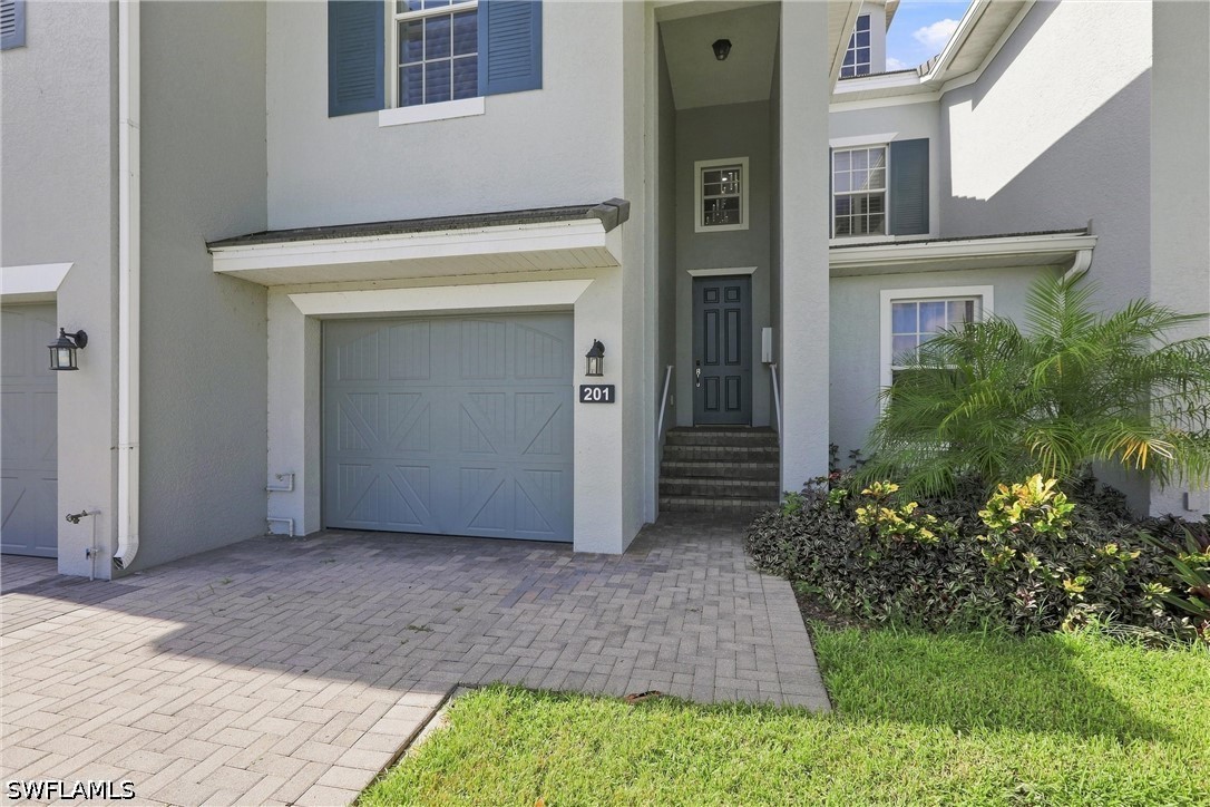 3 Bed Waterfront Home for Sale in Ashton Oaks, photo 2