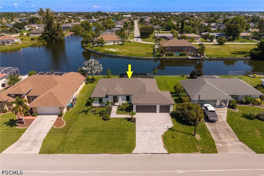4 Bed Pool Home for Sale in Cape Coral, photo 2
