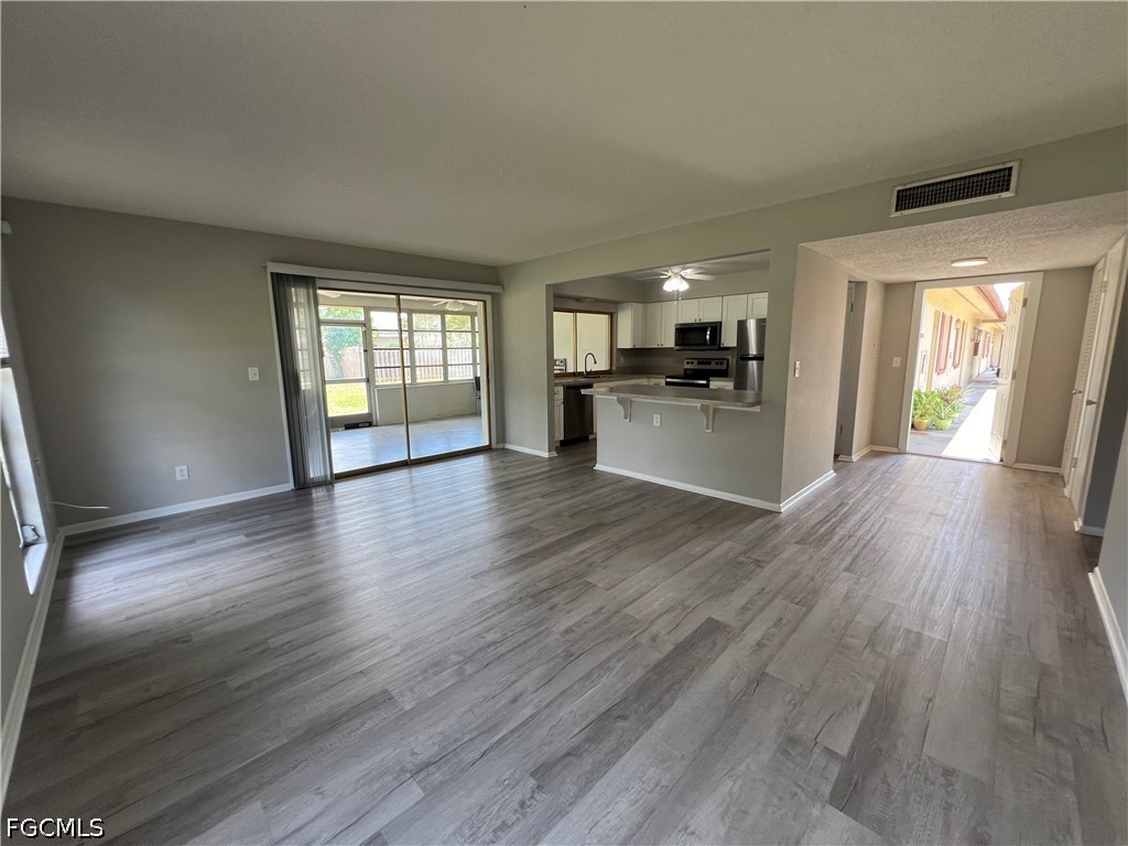 2 Bed Condominium for Sale in Waterway Estates, photo 2