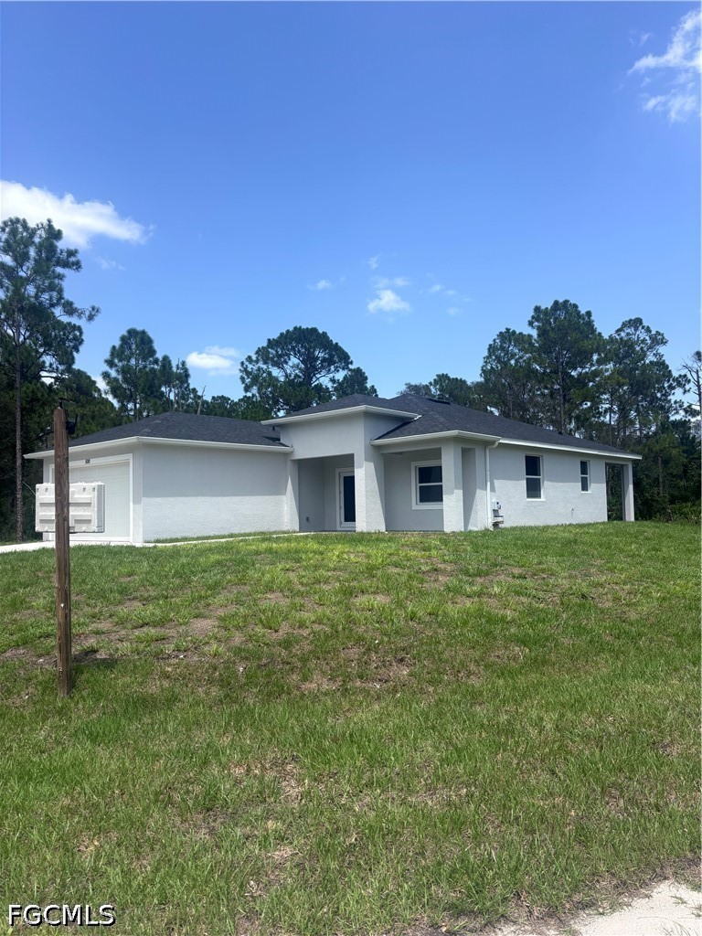 3 Bed SingleFamilyResidence for Sale in Lehigh Acres, photo 2