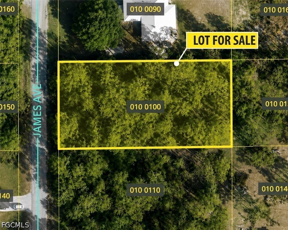 Residential for Sale in Lehigh Acres, photo 2