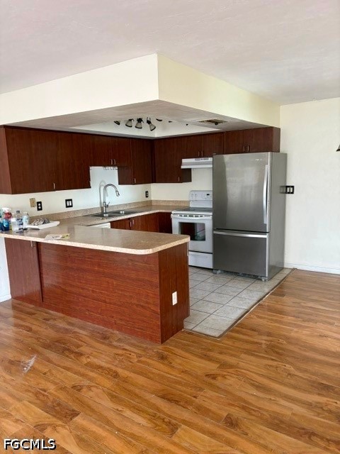 4 Bed Duplex for Sale in Cape Coral, photo 2