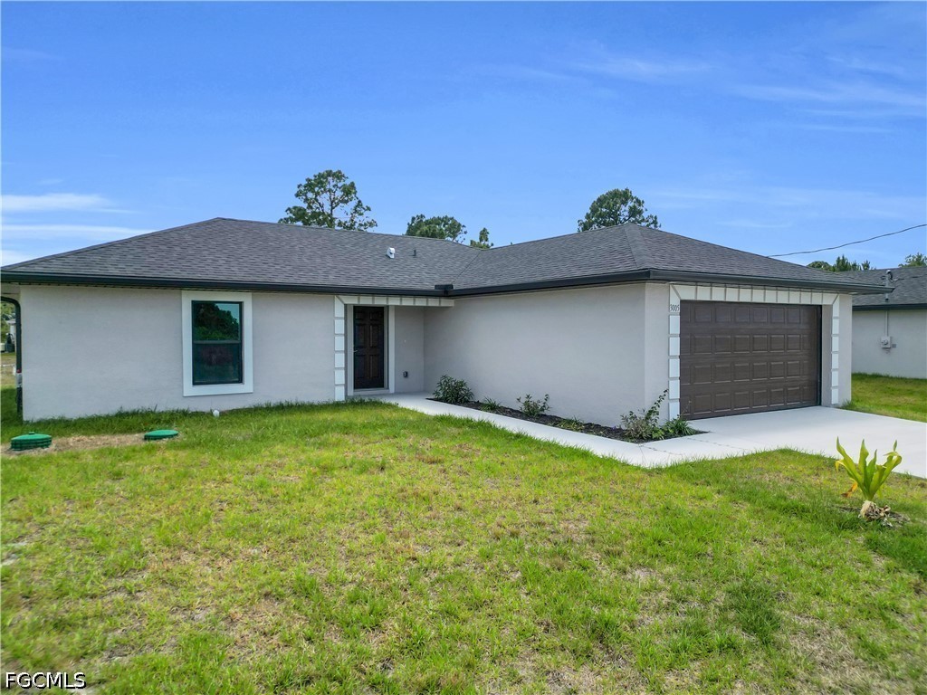3 Bed SingleFamilyResidence for Sale in Lehigh Acres, photo 2