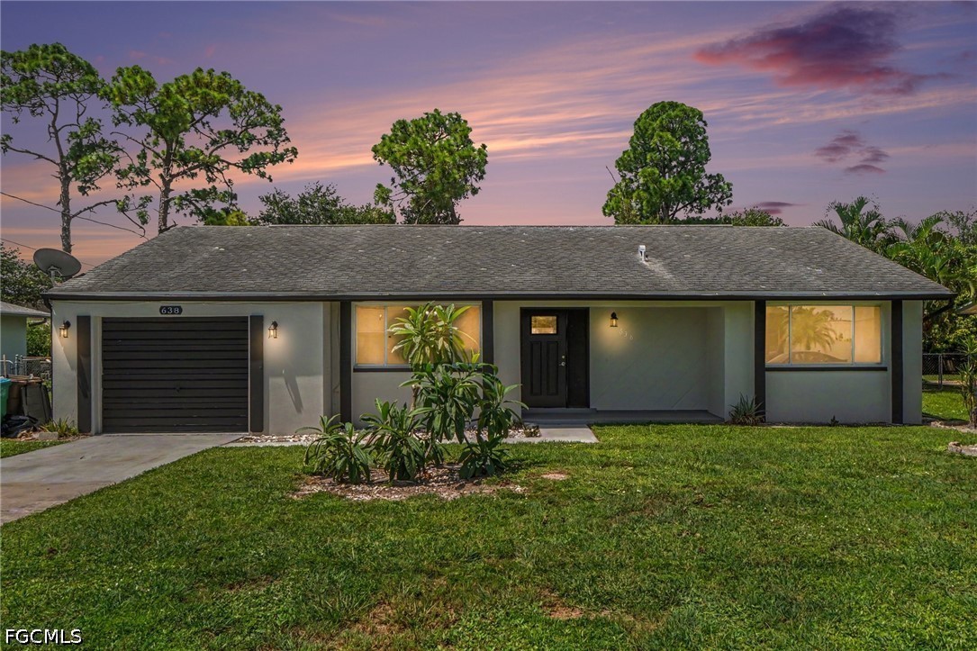 2 Bed SingleFamilyResidence for Sale in Cape Coral, photo 2