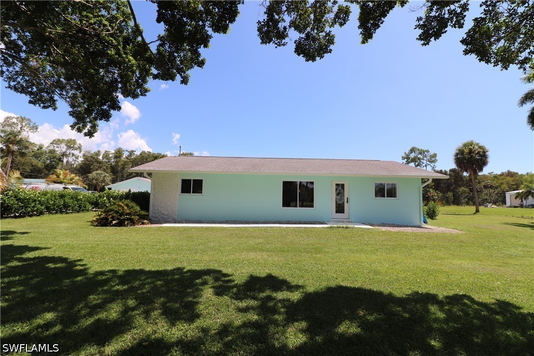 3 Bed Pool Home for Sale in Myrtle Cove Acres, photo 2