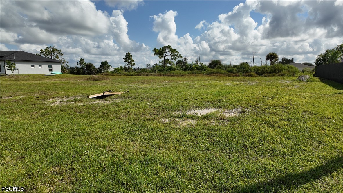 Waterfront Home for Sale in Cape Coral, photo 2