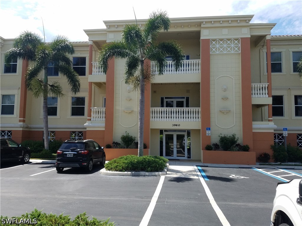 Office for Sale in Naples, photo 2