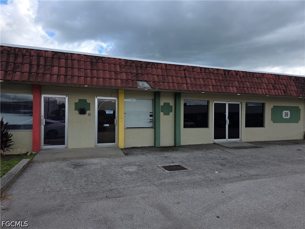 Office for Sale in Fort Myers, photo 2