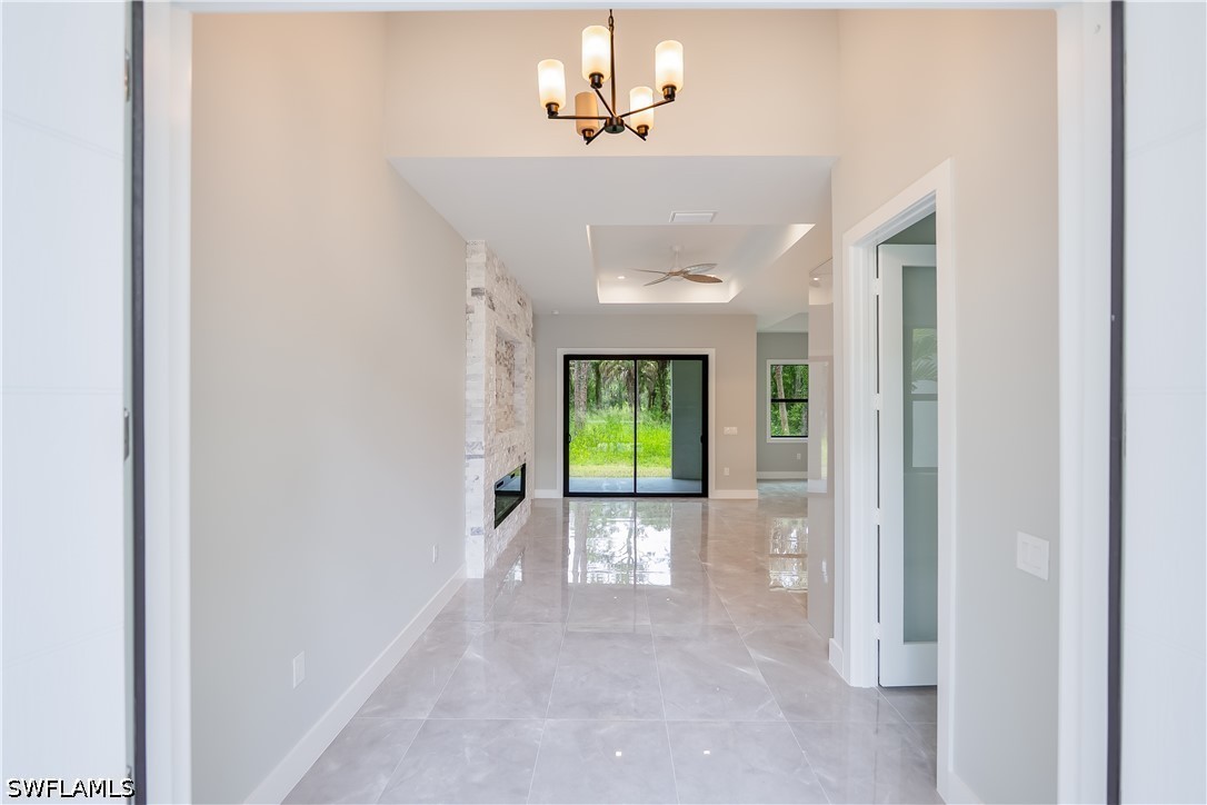 3 Bed SingleFamilyResidence for Sale in Naples, photo 2