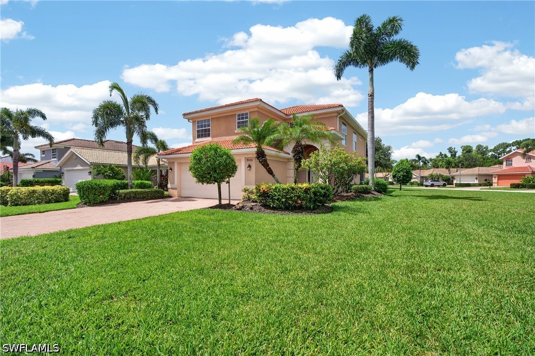 4 Bed SingleFamilyResidence for Sale in Estero, photo 2
