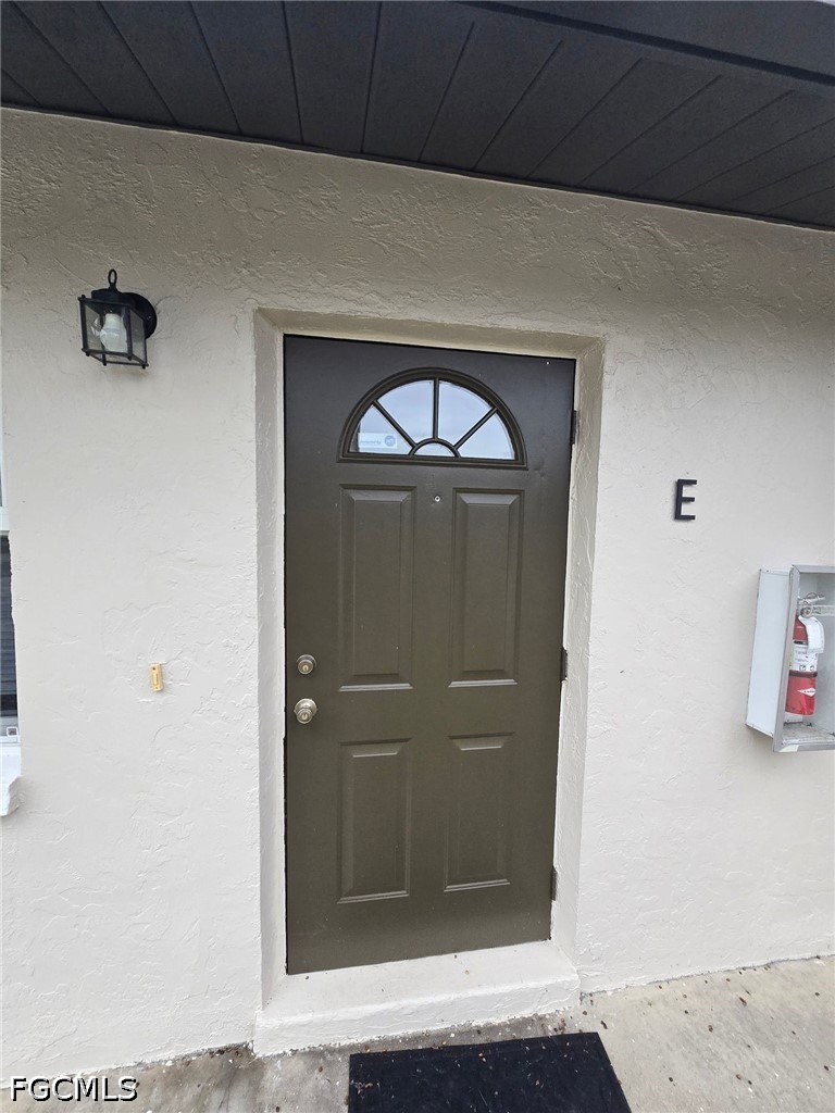 1 Bed Condominium for Sale in Cape Coral, photo 2