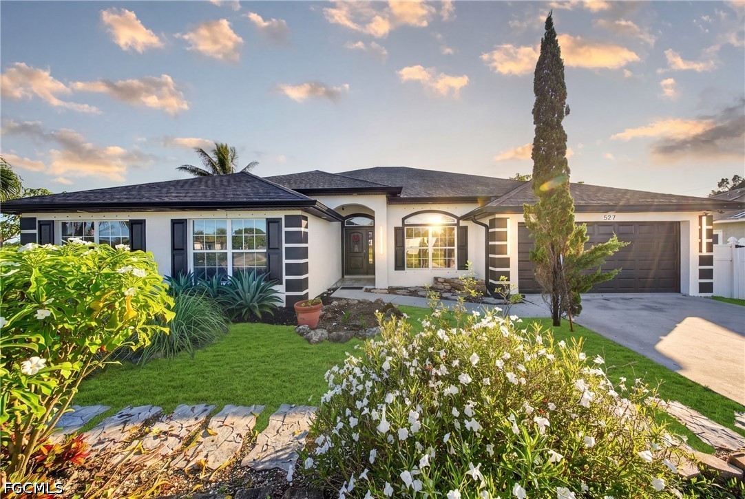4 Bed Pool Home for Sale in Cape Coral, photo 2