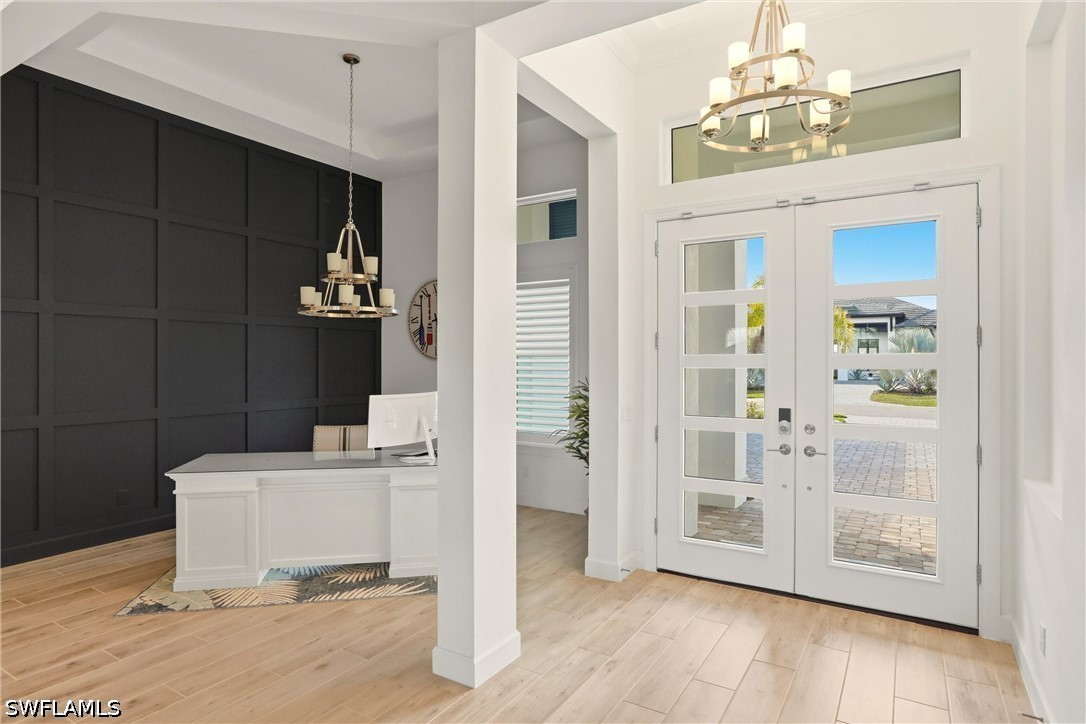 3 Bed Pool Home for Sale in Fort Myers, photo 2