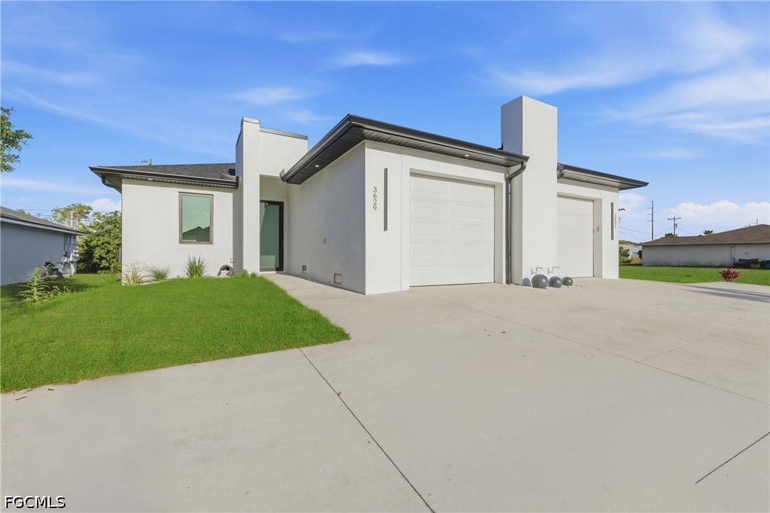 3 Bed Duplex for Sale in Cape Coral, photo 2