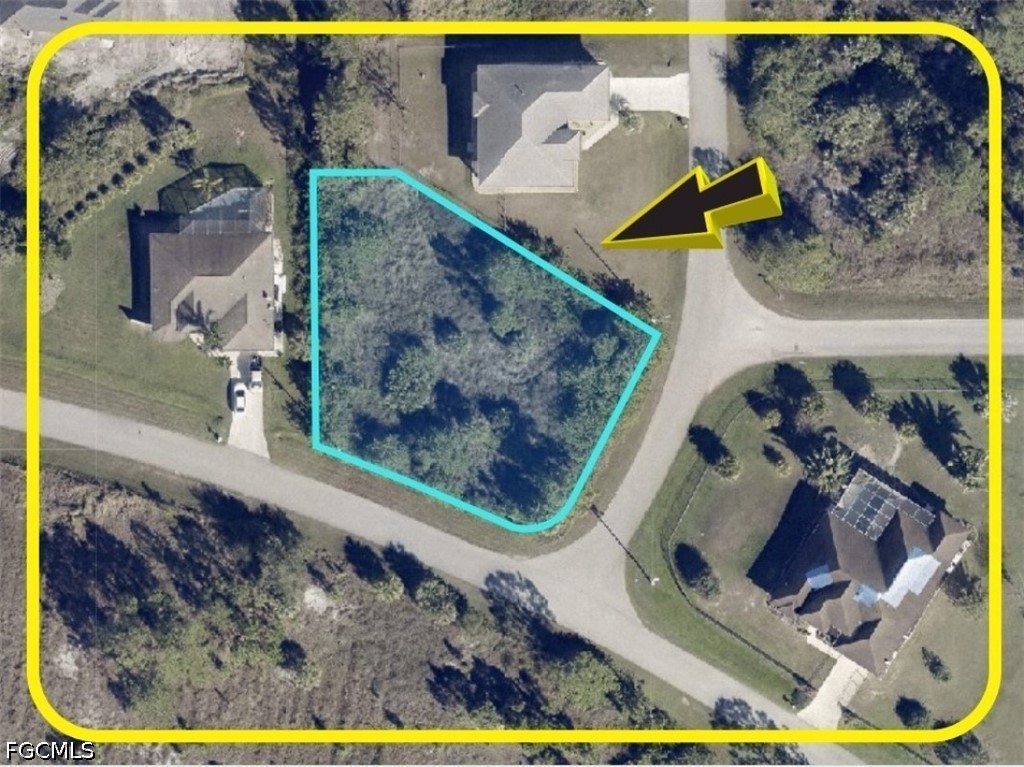 Residential for Sale in Lehigh Acres, photo 2