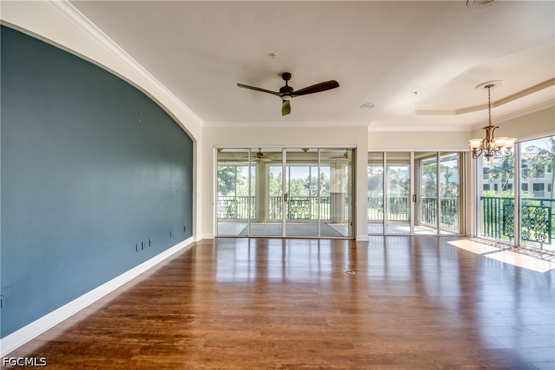 3 Bed Condominium for Sale in Harbour Landings, photo 2