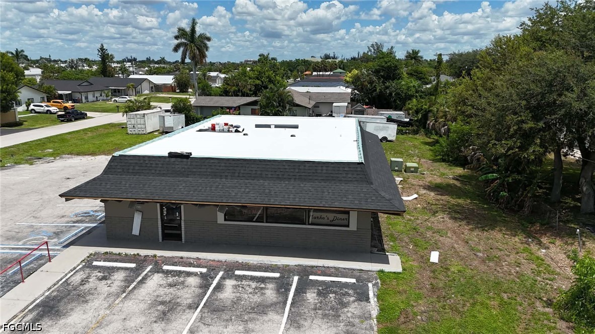 Retail for Sale in Fort Myers, photo 2