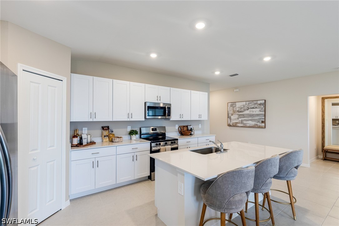 4 Bed SingleFamilyResidence for Sale in Crane Landing, photo 2