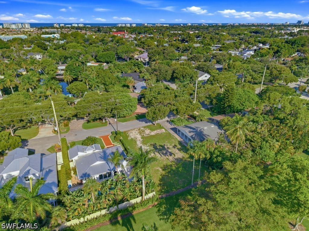Residential for Sale in Lake Park, photo 2