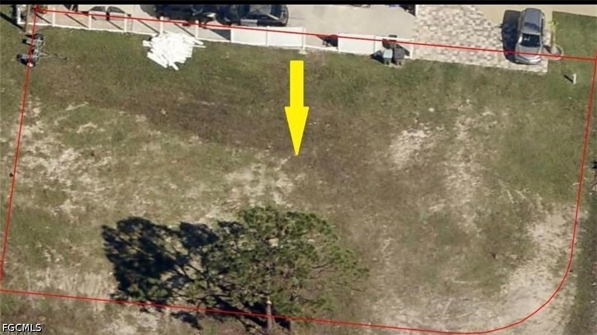Residential for Sale in Cape Coral, photo 2