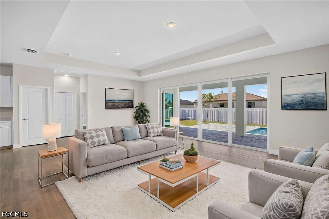 4 Bed Pool Home for Sale in Cape Coral, photo 2