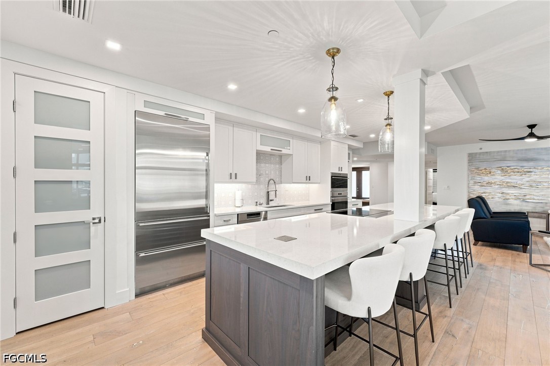 3 Bed Waterfront Home for Sale in The Shores, photo 2