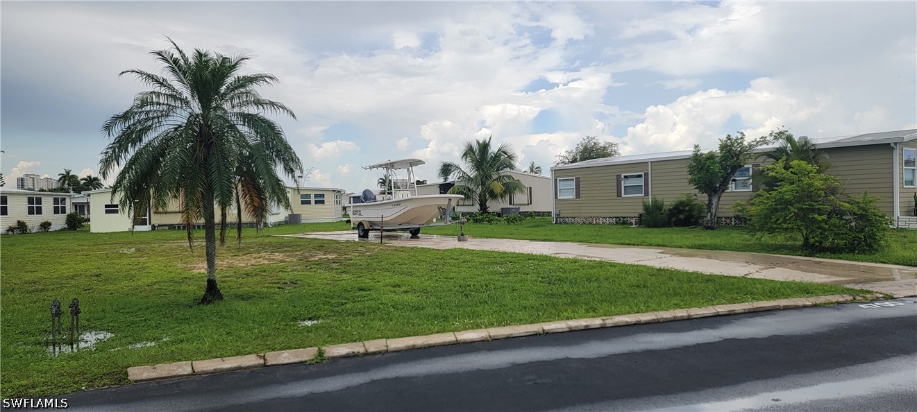 Residential for Sale in Spring Creek Village, photo 2