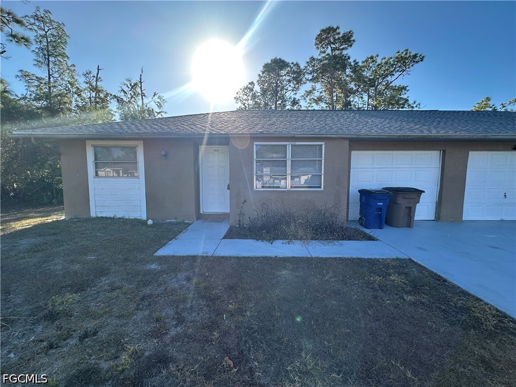 3 Bed Duplex for Sale in Lehigh Acres, photo 2