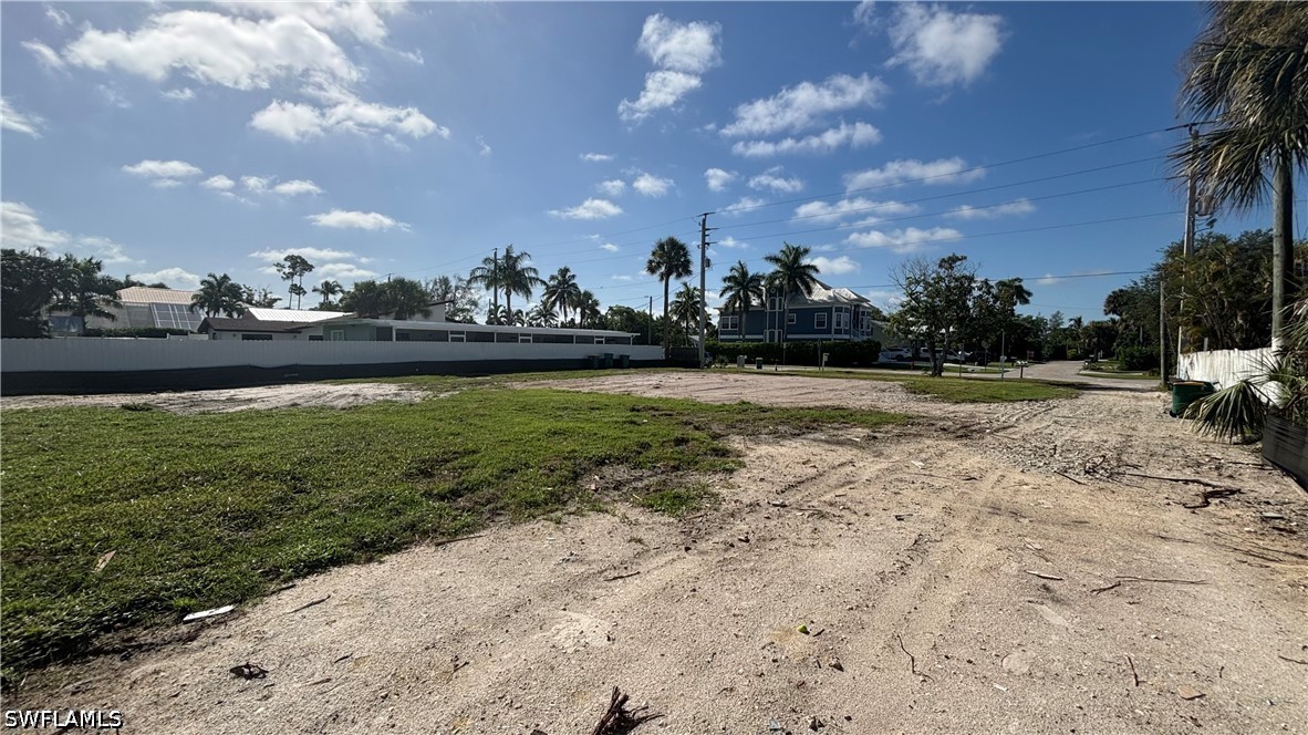 Residential for Sale in Weeks Rebecca, photo 2