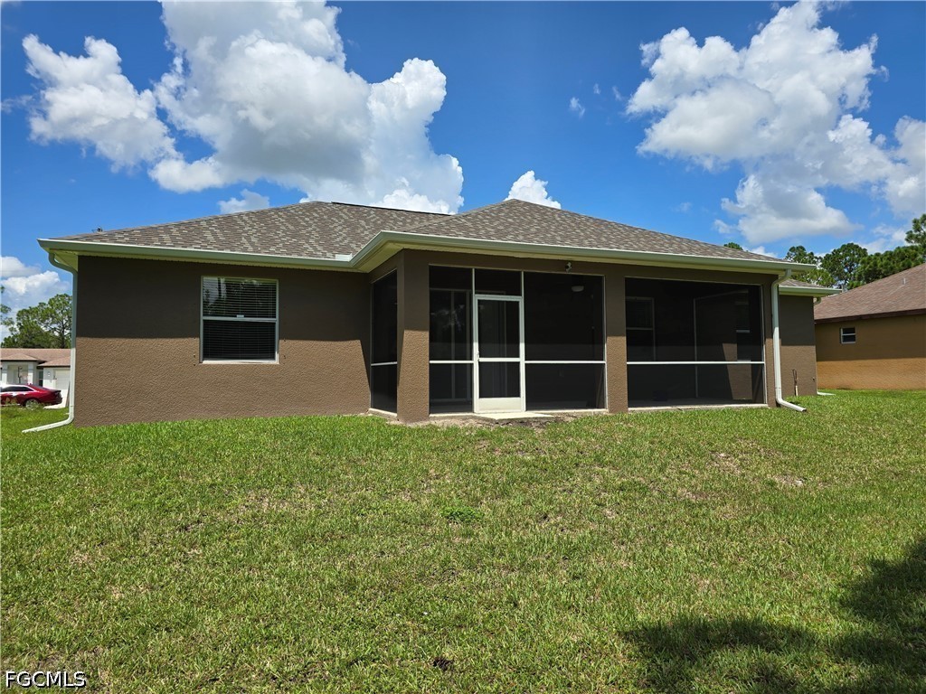 3 Bed SingleFamilyResidence for Sale in Lehigh Acres, photo 2