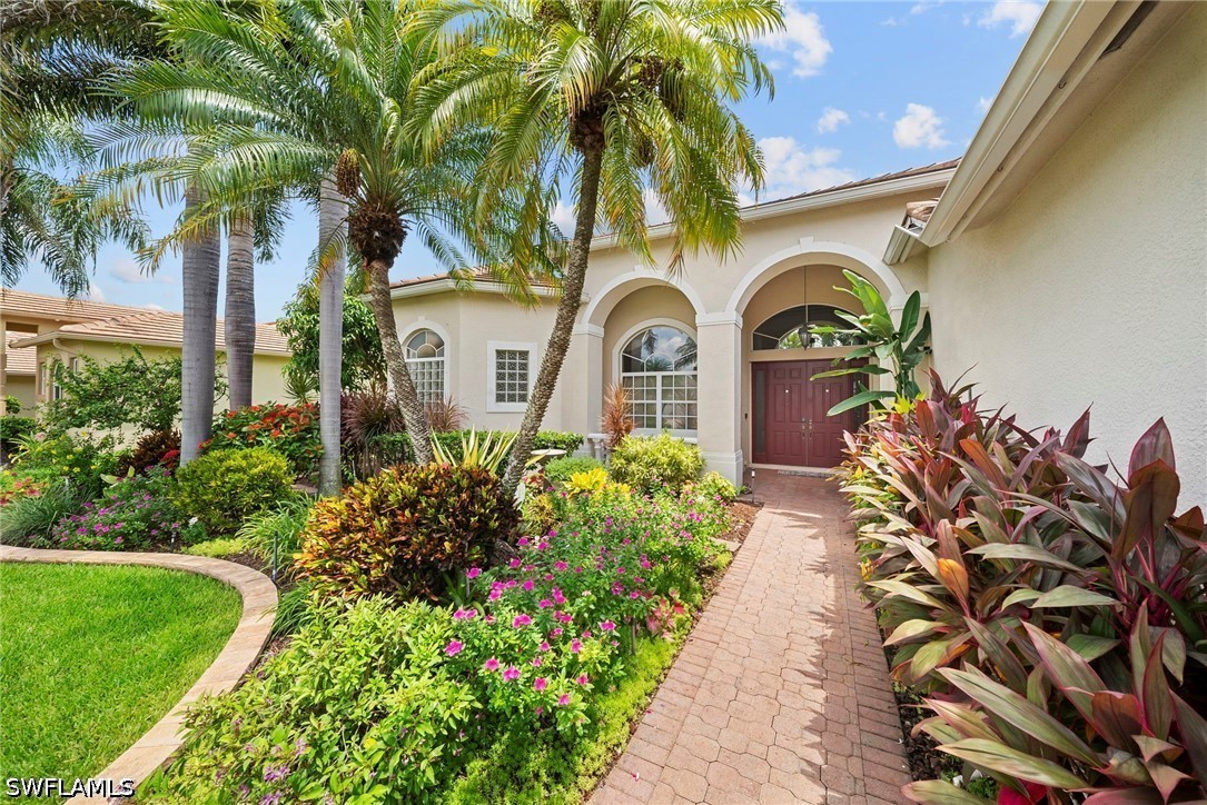 4 Bed Waterfront Home for Sale in Naples, photo 2