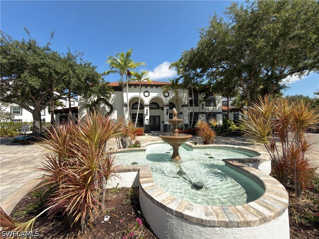 2 Bed Condominium for Sale in Fairway Preserve, photo 2