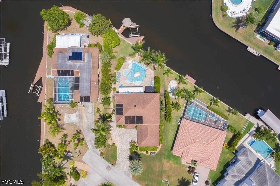 5 Bed Pool Home for Sale in Cape Coral, photo 2