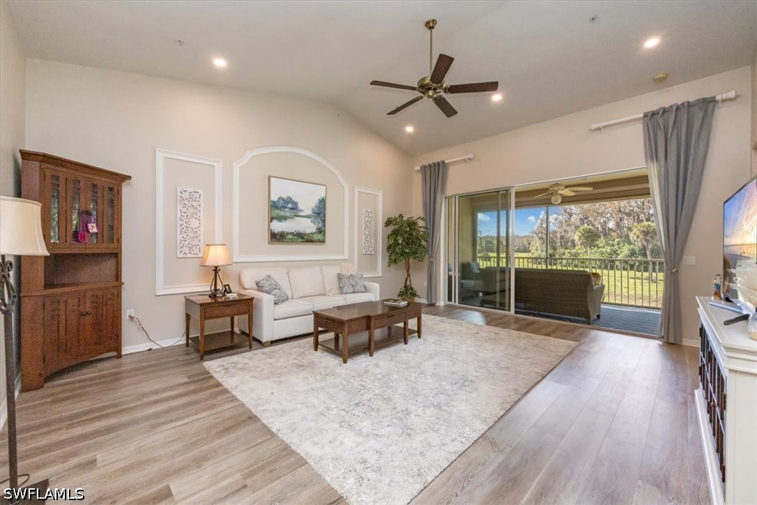 3 Bed Condominium for Sale in Del Webb, photo 2