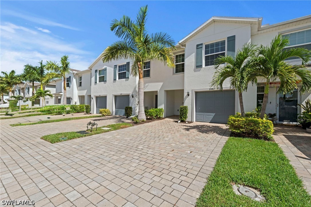 3 Bed Townhouse for Sale in Meadowood, photo 2