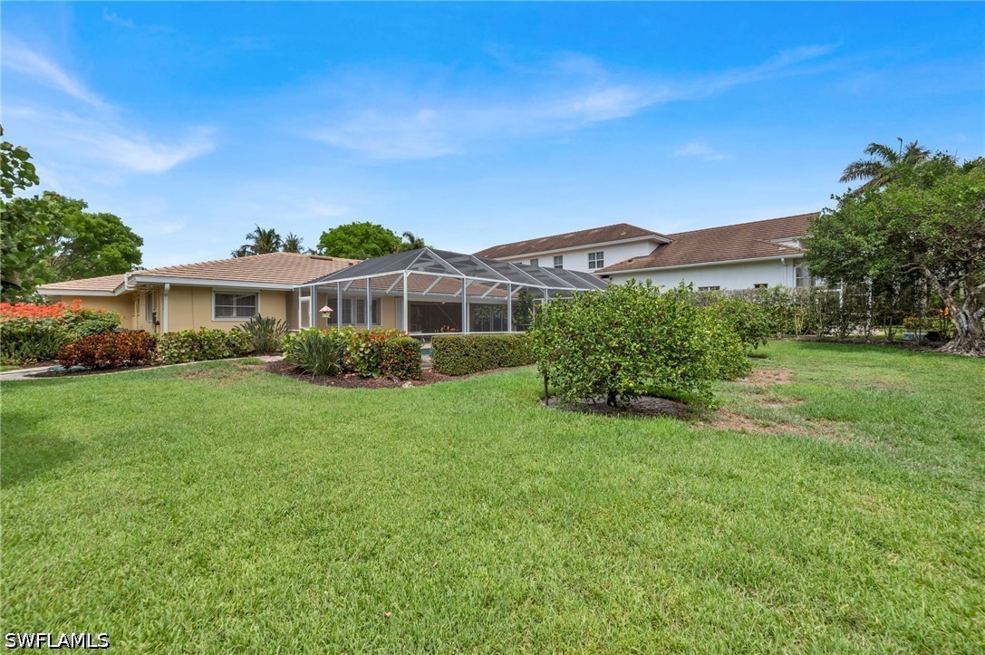 3 Bed Pool Home for Sale in Moorings, photo 2