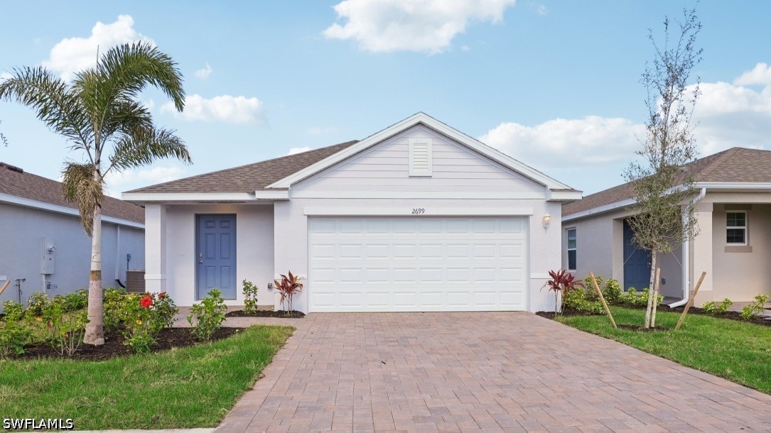 3 Bed Waterfront Home for Sale in Coral Bay, photo 2