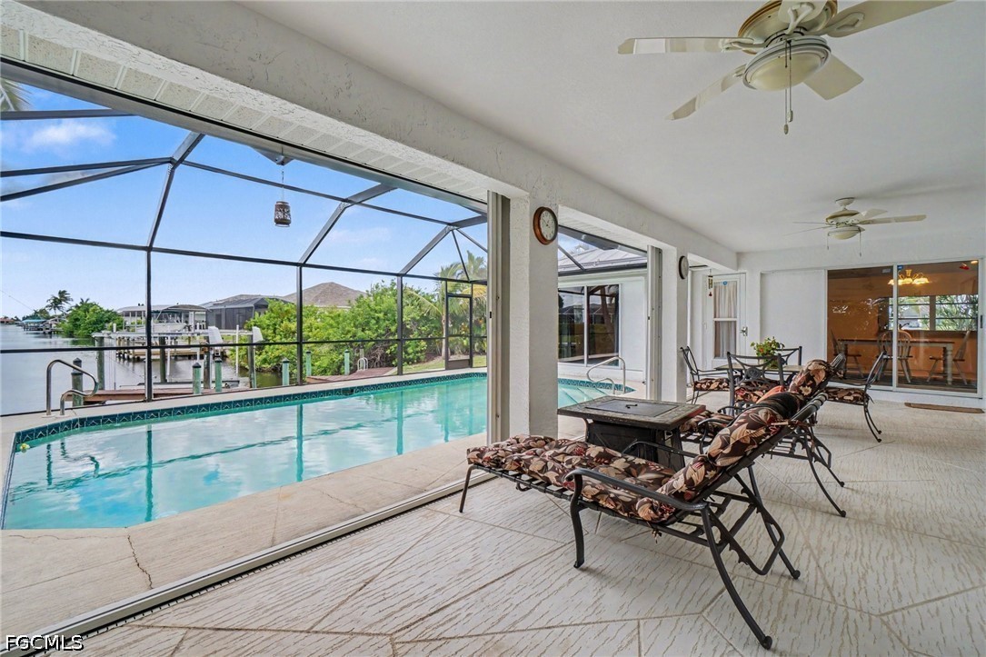 3 Bed Pool Home for Sale in Cape Coral, photo 2