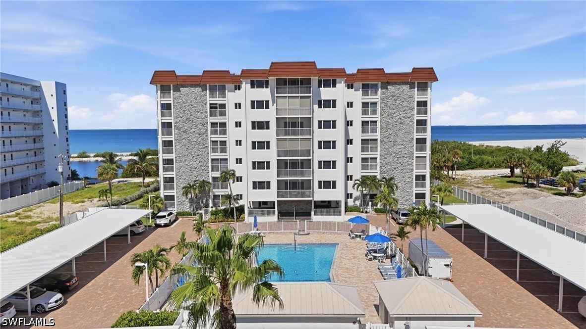 2 Bed Waterfront Home for Sale in Sand Caper, photo 2